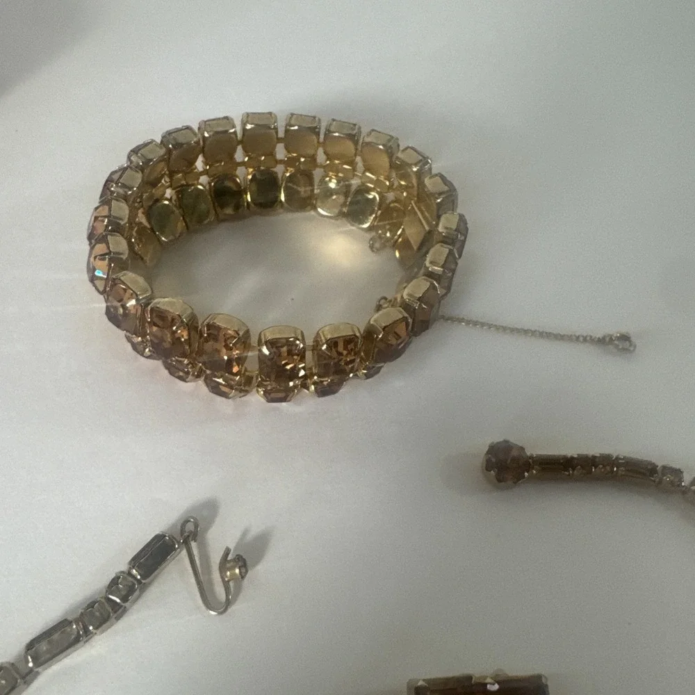 A Vintage Weiss Set in‎ Amber Rhinestones and Goldtone Necklace Bracelet Earring